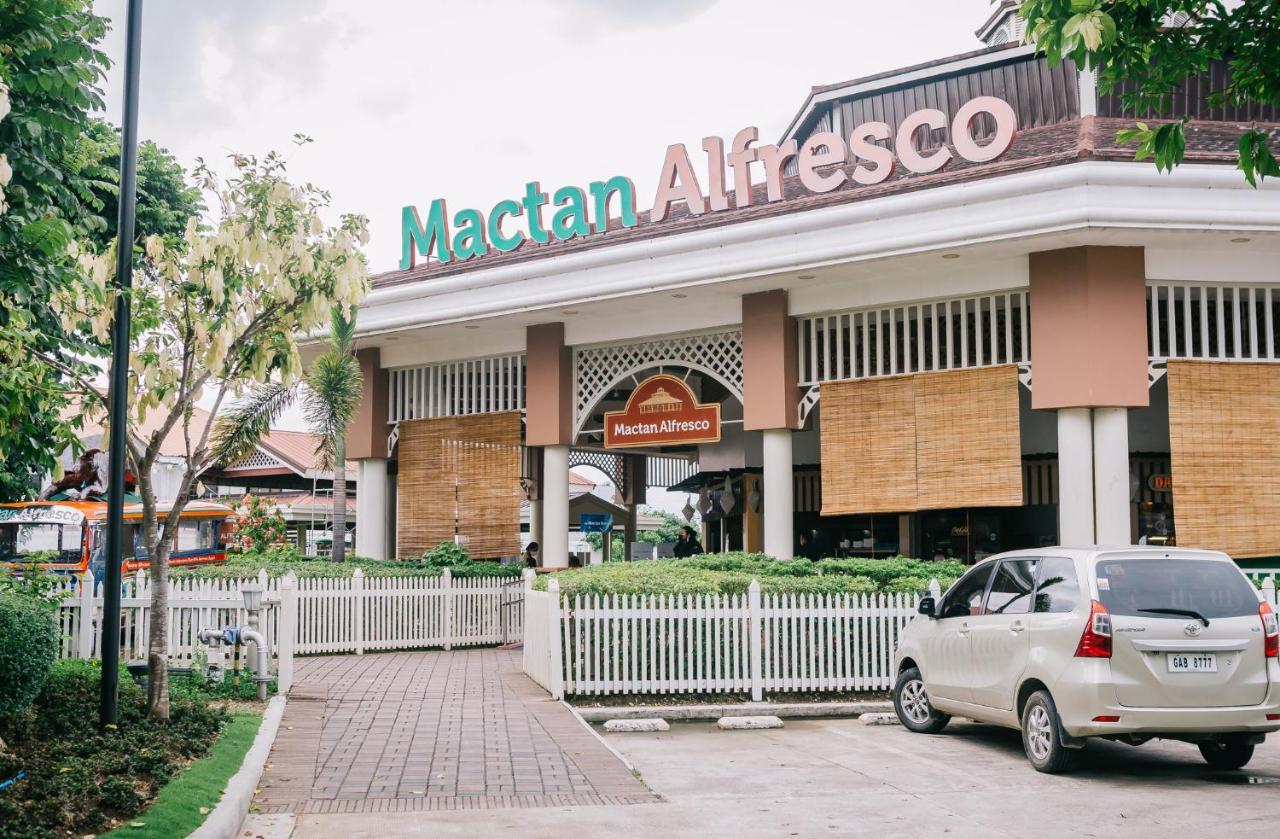 Condo-Mactan Newtown Lapu-Lapu City Exteriör bild